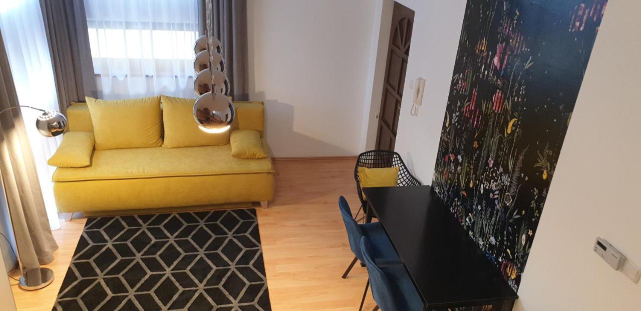 Grand Paradise Apartman Miskolc Exterior foto