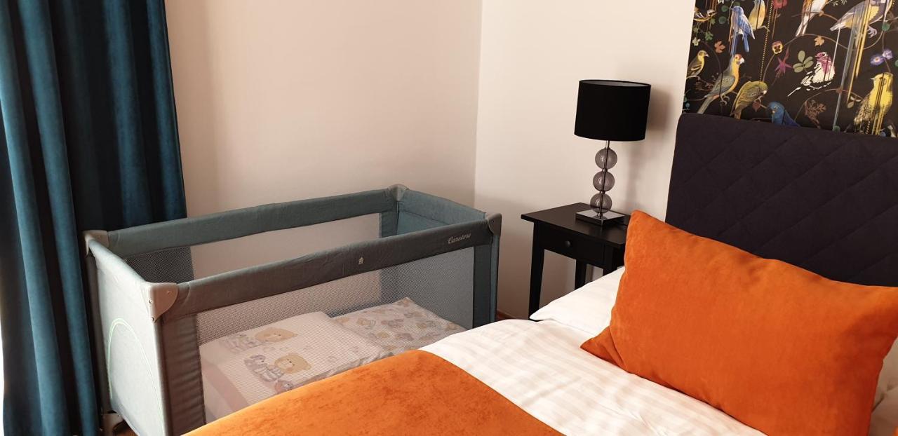 Grand Paradise Apartman Miskolc Exterior foto